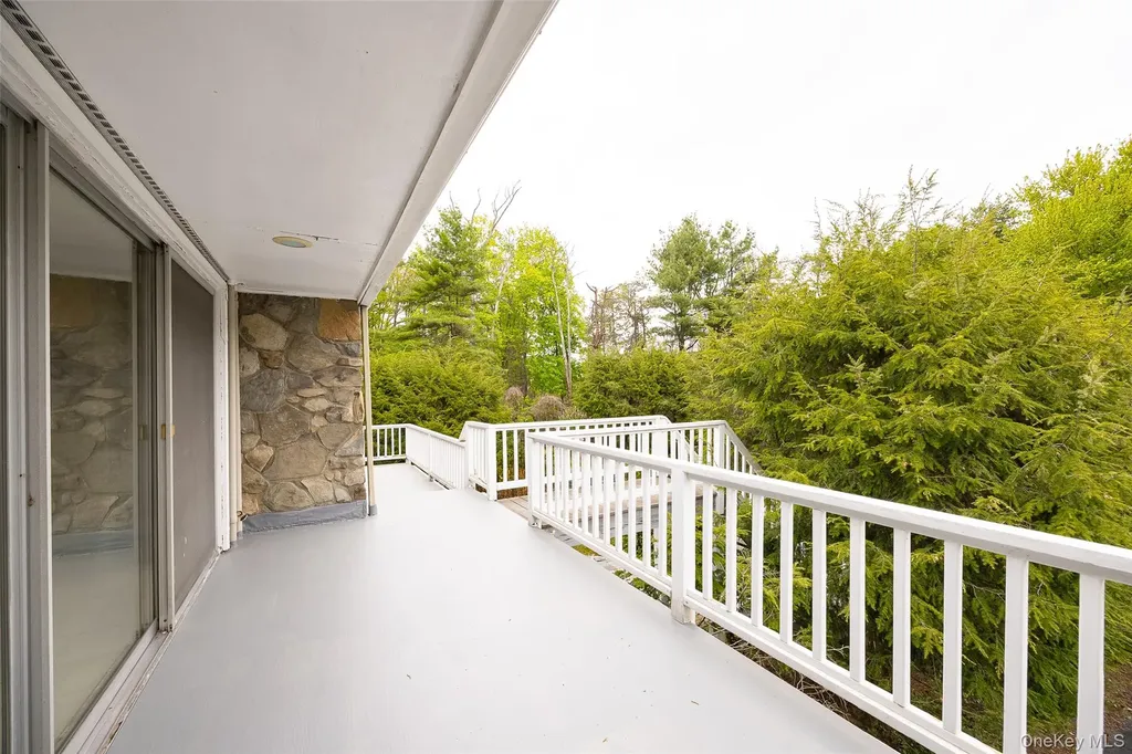 42 Yates Boulevard Poughkeepsie NY 12601