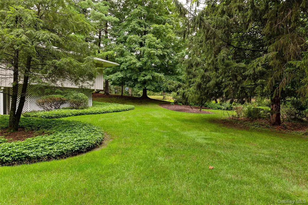 42 Yates Boulevard Poughkeepsie NY 12601