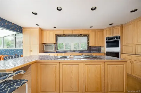 42 Yates Boulevard Poughkeepsie NY 12601