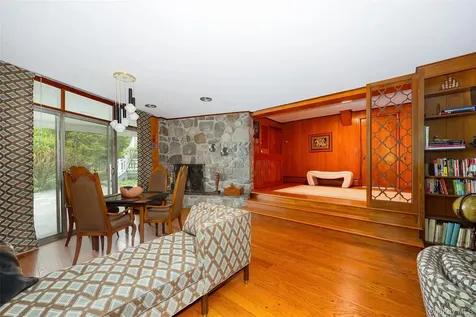 42 Yates Boulevard Poughkeepsie NY 12601