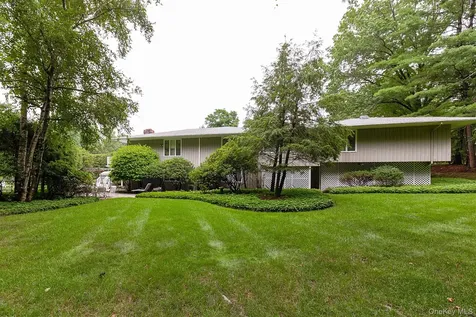 42 Yates Boulevard Poughkeepsie NY 12601