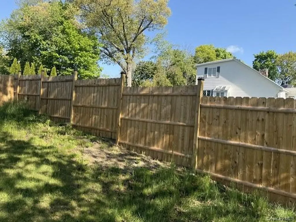37 Argyle Street Lake Peekskill NY 10537