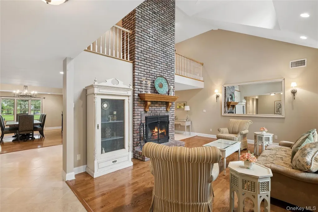 37 Pine Ridge Drive Smithtown NY 11787