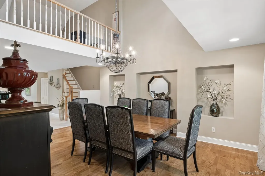 37 Pine Ridge Drive Smithtown NY 11787