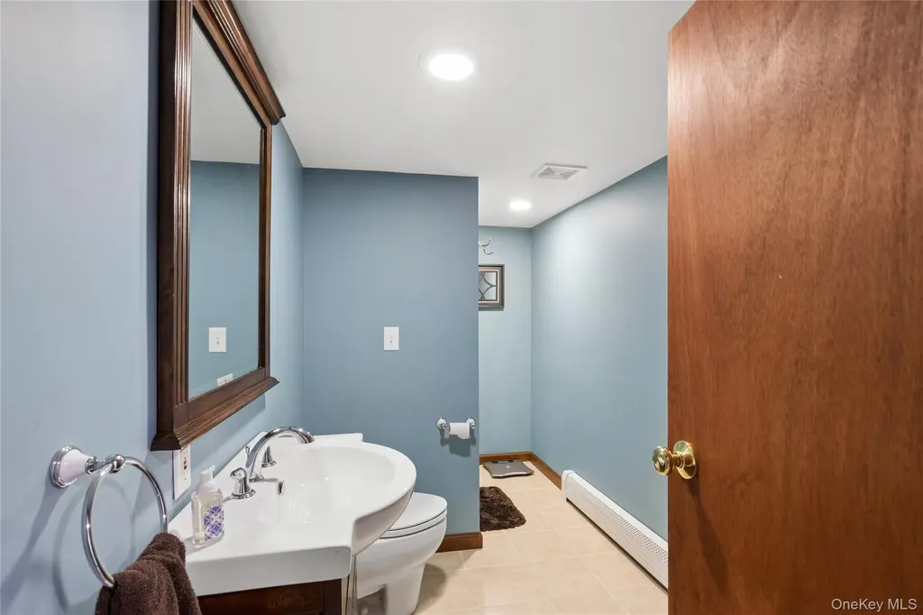 37 Pine Ridge Drive Smithtown NY 11787