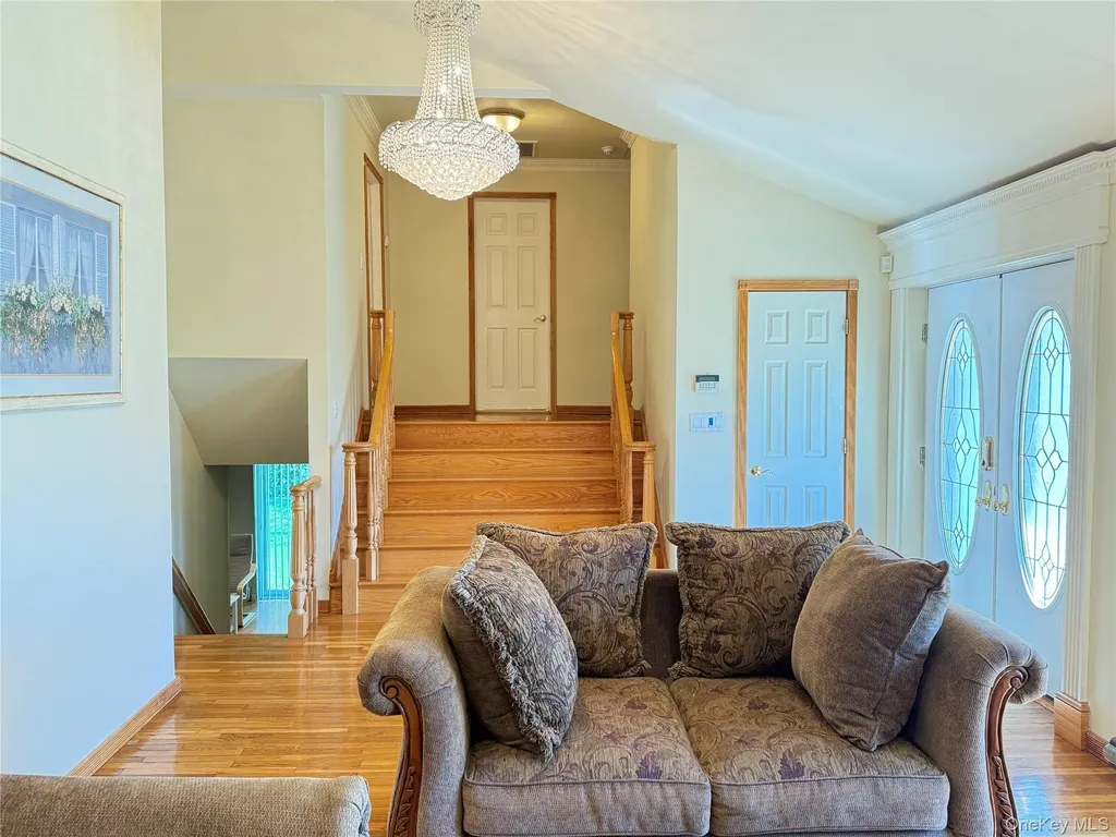 14 Millpond Jericho NY 11753