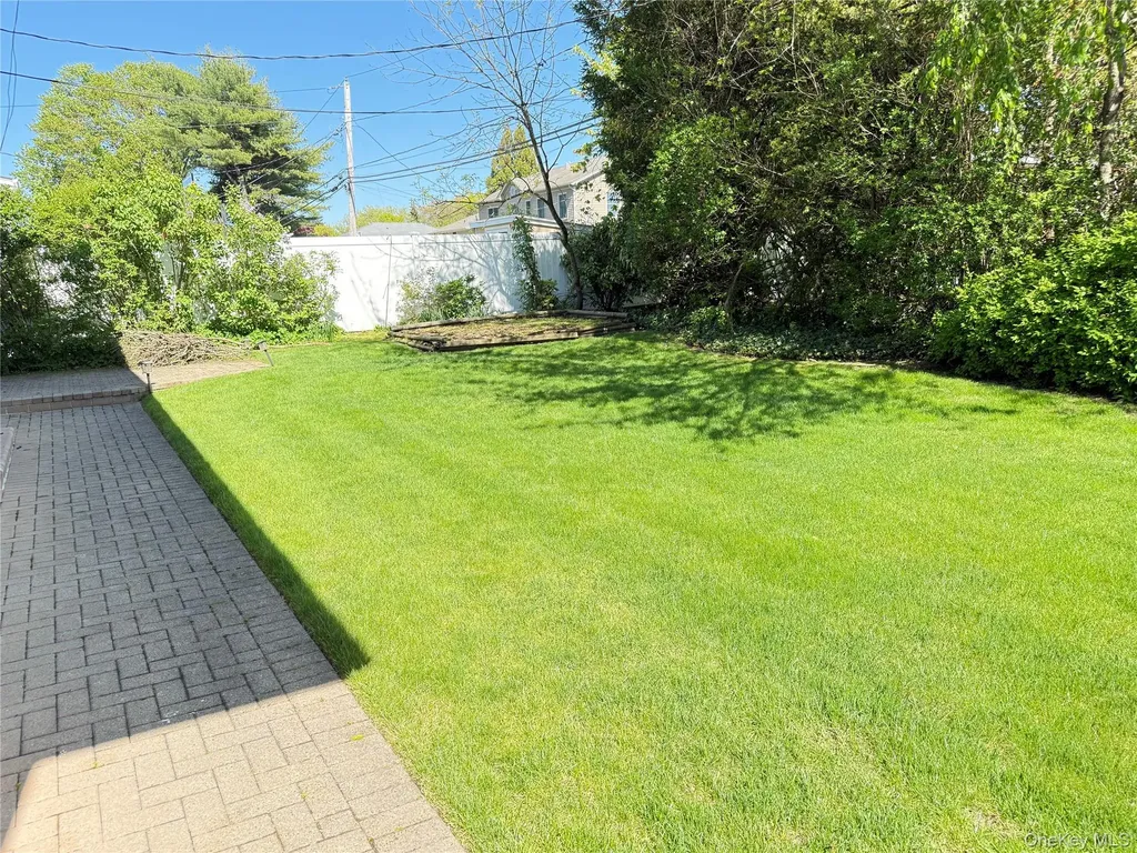 14 Millpond Jericho NY 11753