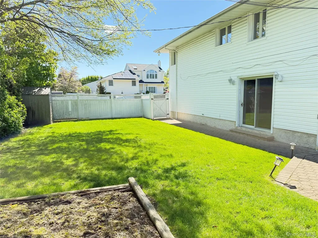 14 Millpond Jericho NY 11753