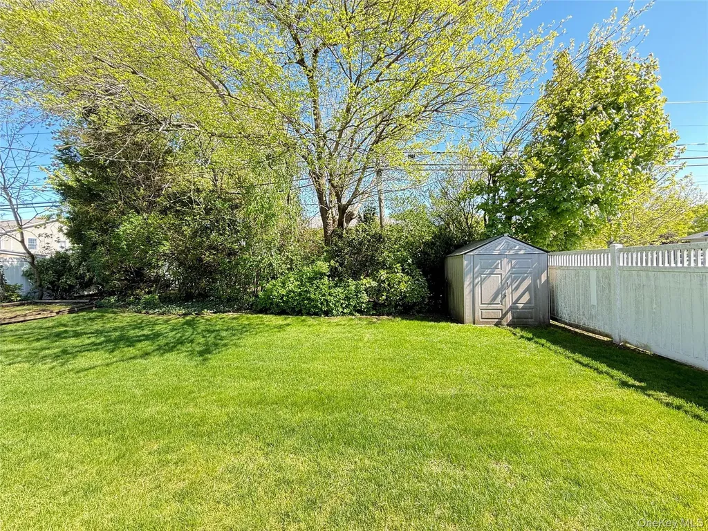 14 Millpond Jericho NY 11753