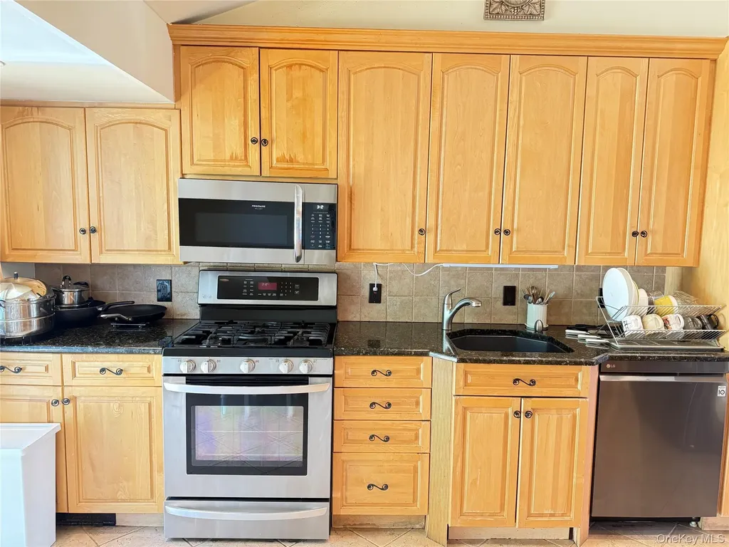 14 Millpond Jericho NY 11753