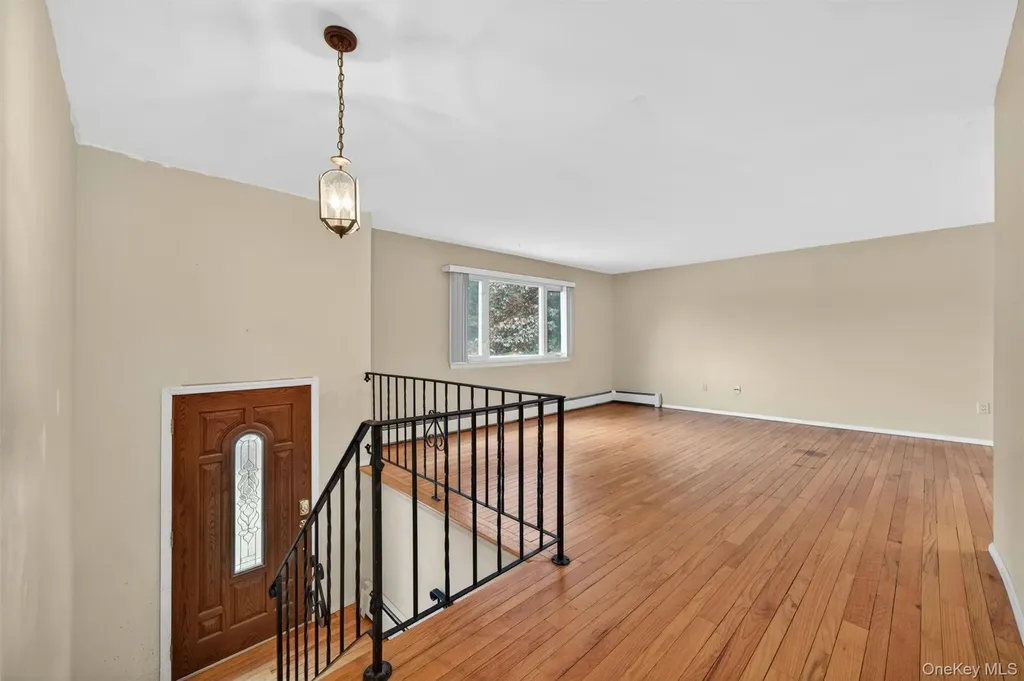 126 Rolling Meadows Road Middletown NY 10940