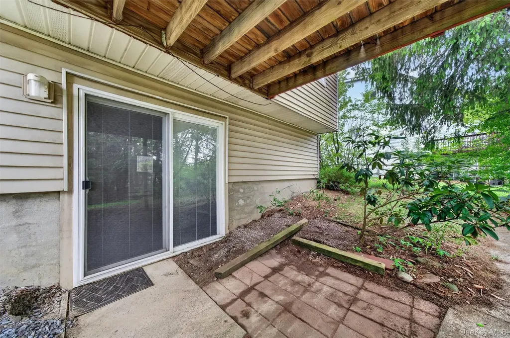 126 Rolling Meadows Road Middletown NY 10940