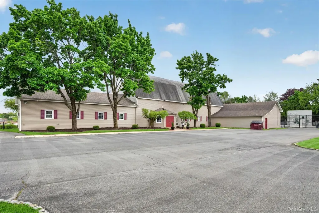 126 Rolling Meadows Road Middletown NY 10940