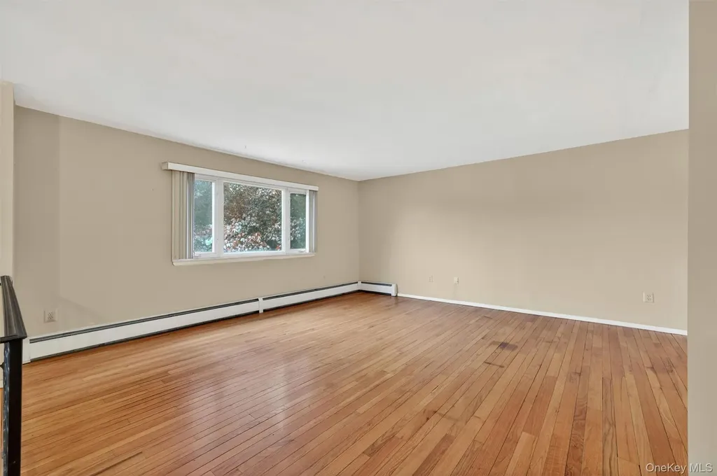 126 Rolling Meadows Road Middletown NY 10940