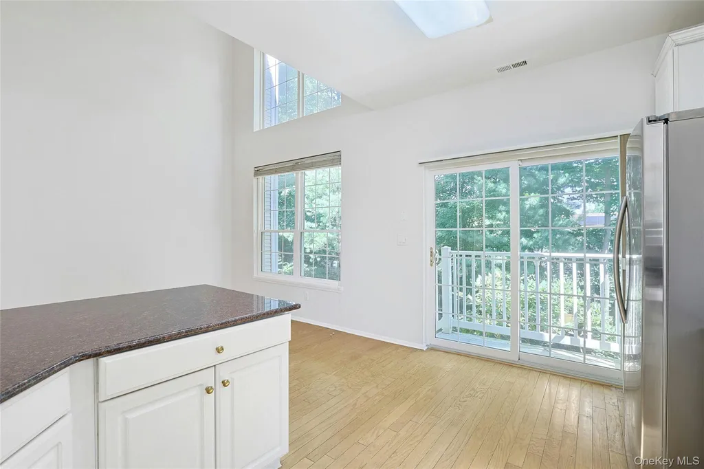 91 Meadow Lane Nanuet NY 10954