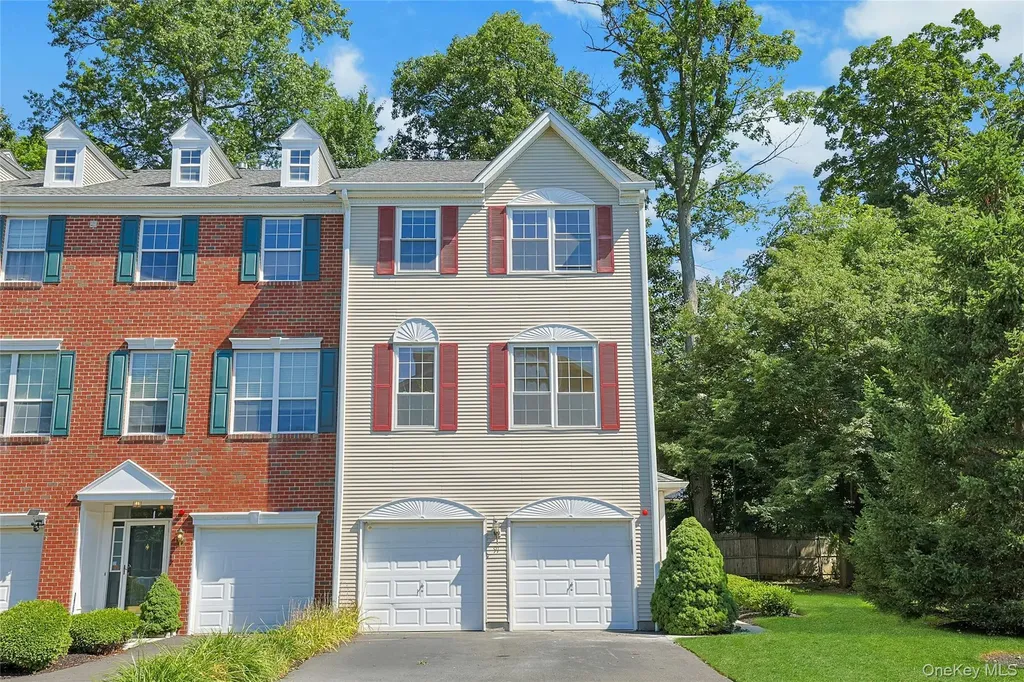91 Meadow Lane Nanuet NY 10954