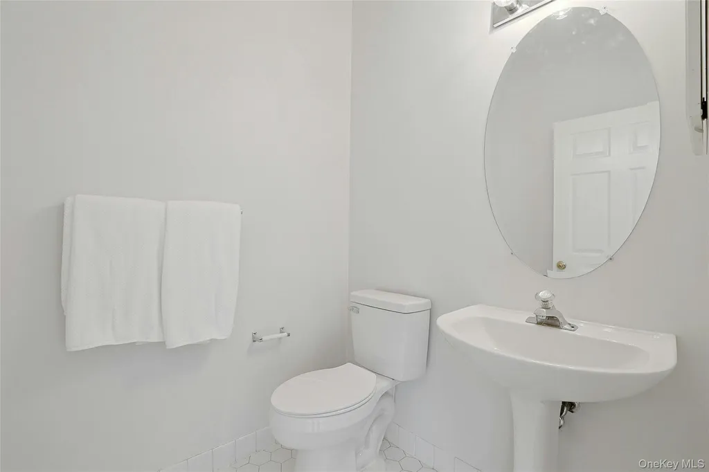 91 Meadow Lane Nanuet NY 10954