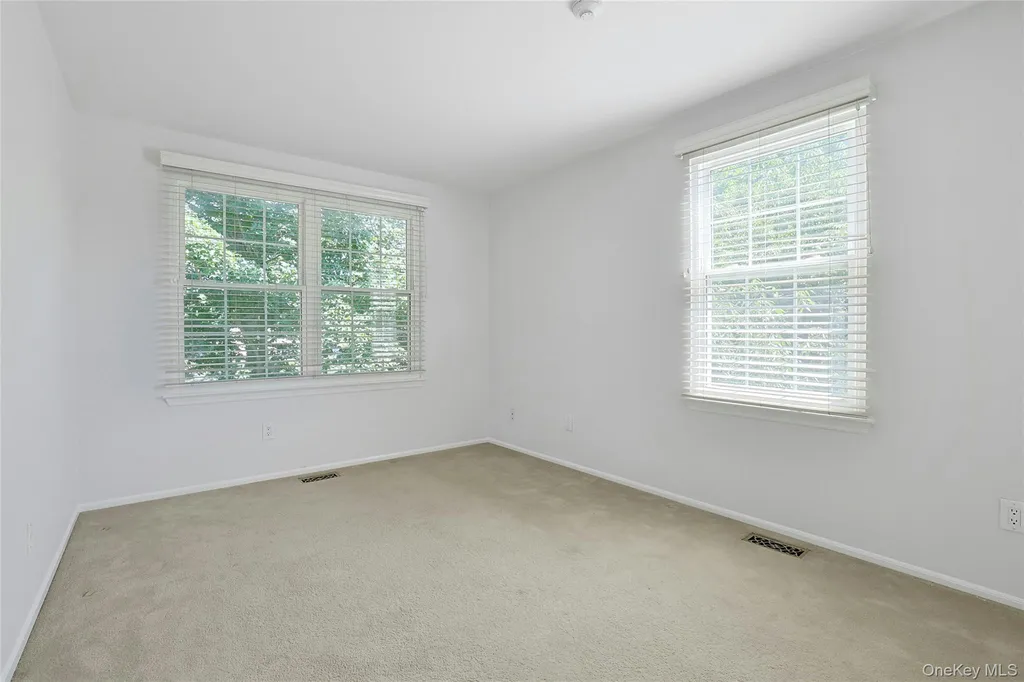 91 Meadow Lane Nanuet NY 10954