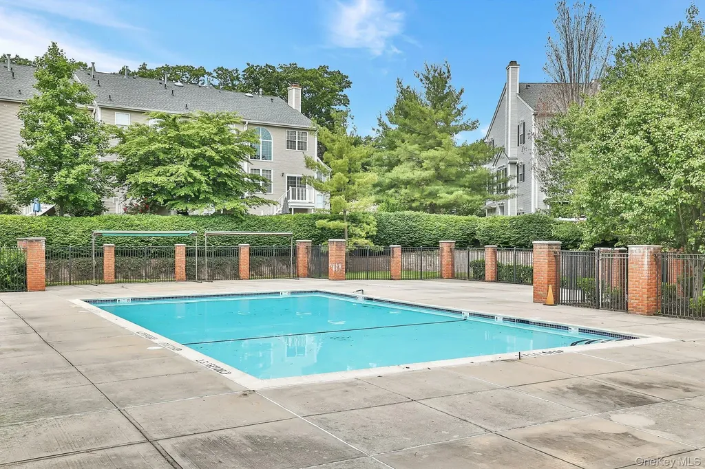 91 Meadow Lane Nanuet NY 10954