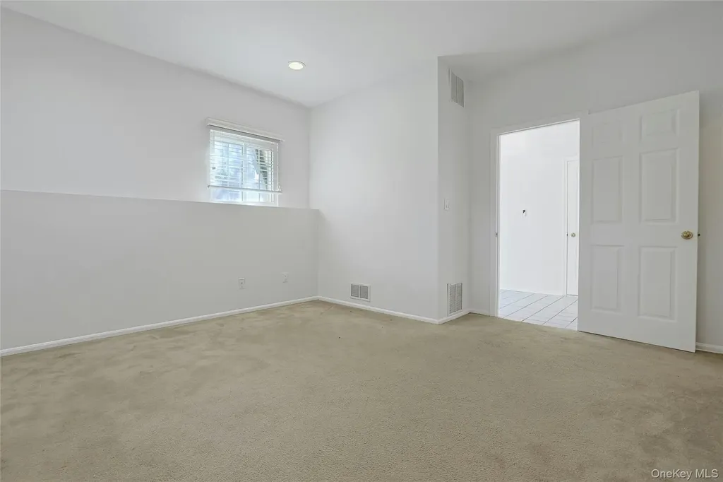 91 Meadow Lane Nanuet NY 10954