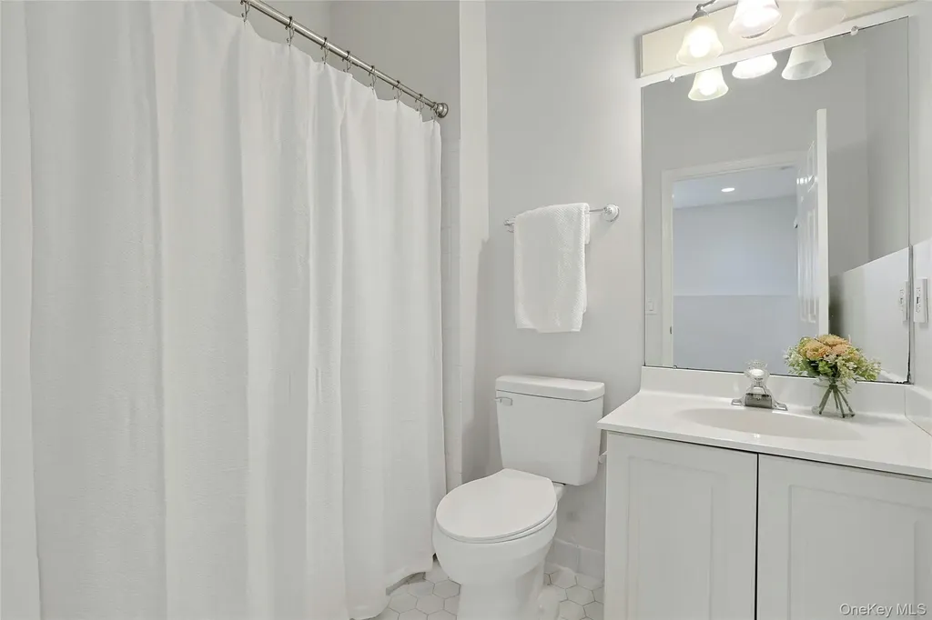 91 Meadow Lane Nanuet NY 10954