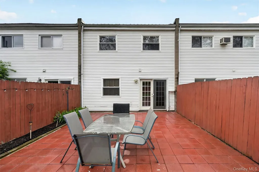80 Sarah Lane Middletown NY 10941
