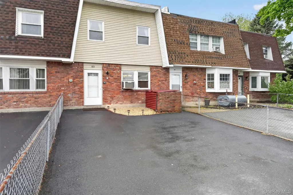 80 Sarah Lane Middletown NY 10941