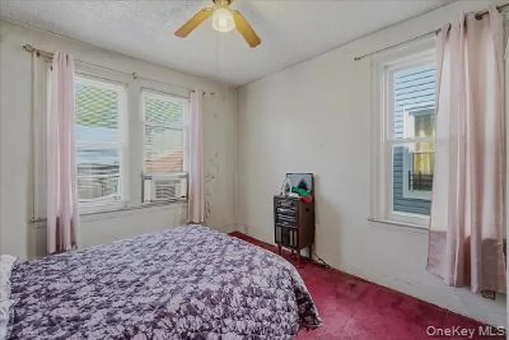 4527 Hill Avenue Bronx NY 10466