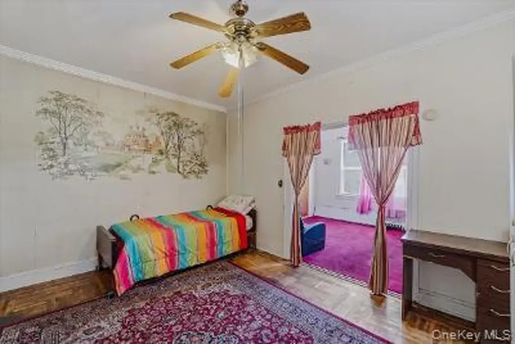 4527 Hill Avenue Bronx NY 10466