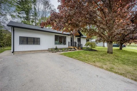 20 Manor Road Rhinebeck NY 12572
