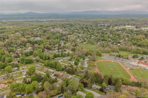 20 Manor Road Rhinebeck NY 12572