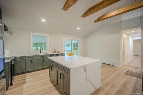 20 Manor Road Rhinebeck NY 12572
