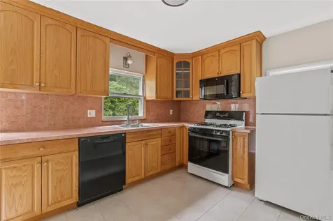 102 Broadway Dobbs Ferry NY 10522