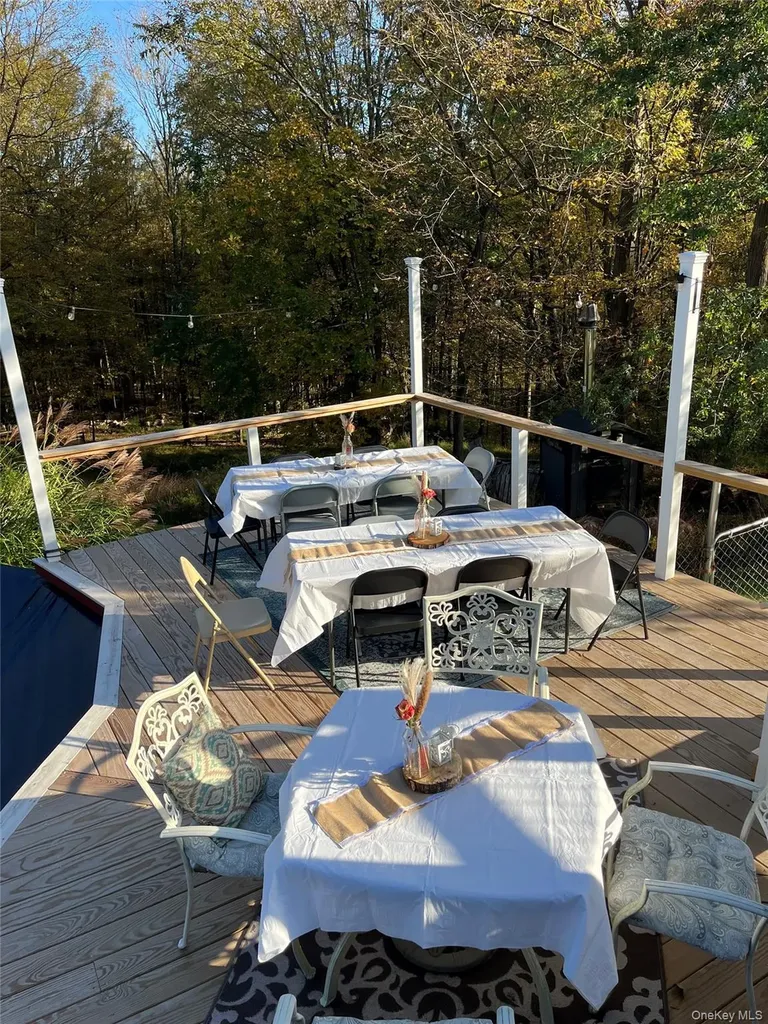 124 Rutsonville Road Wallkill NY 12589