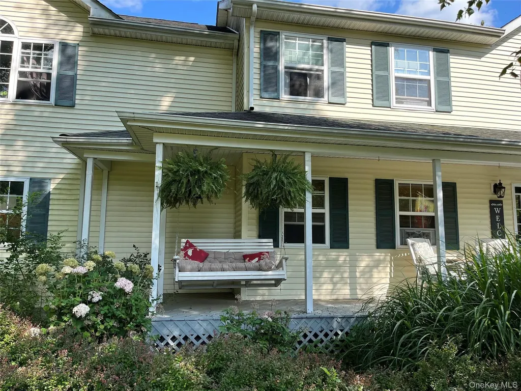 124 Rutsonville Road Wallkill NY 12589