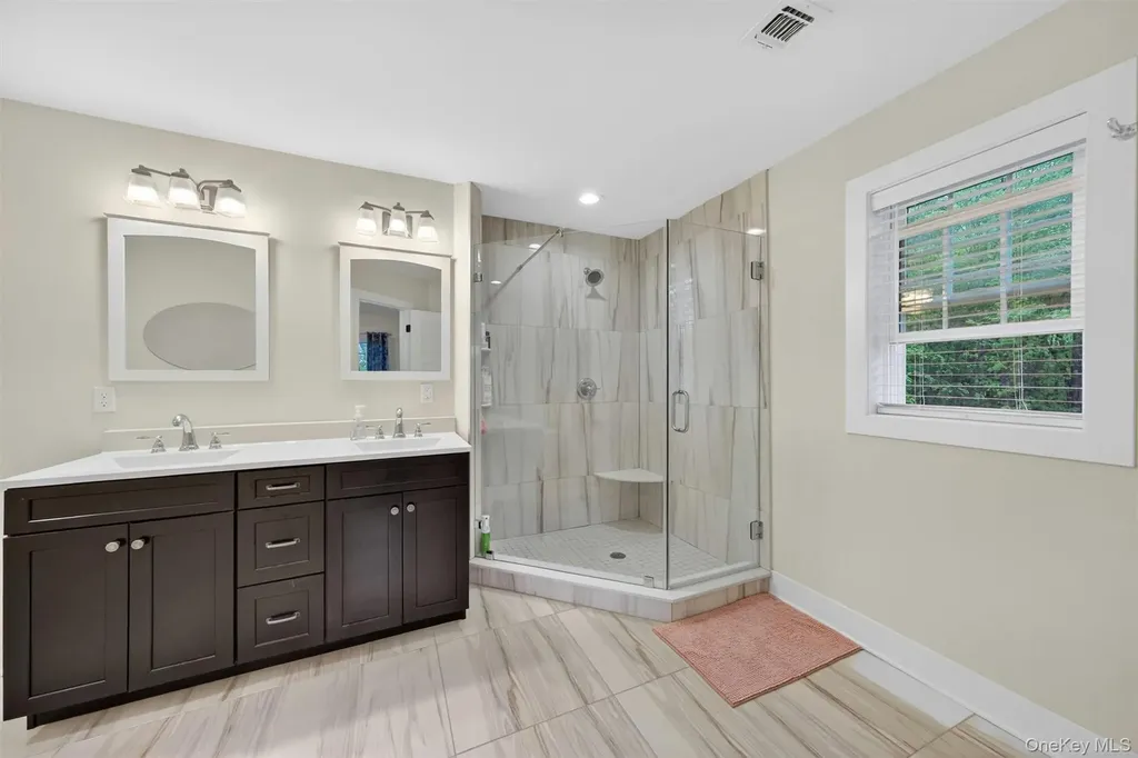 107 Debra Lane New Windsor NY 12553