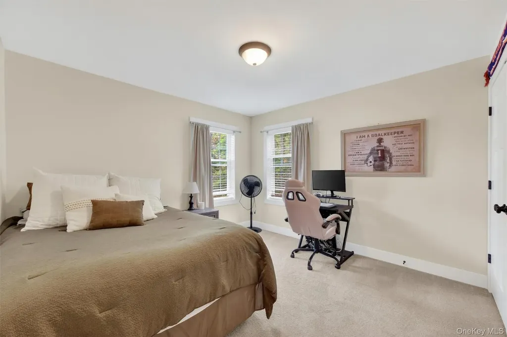 107 Debra Lane New Windsor NY 12553