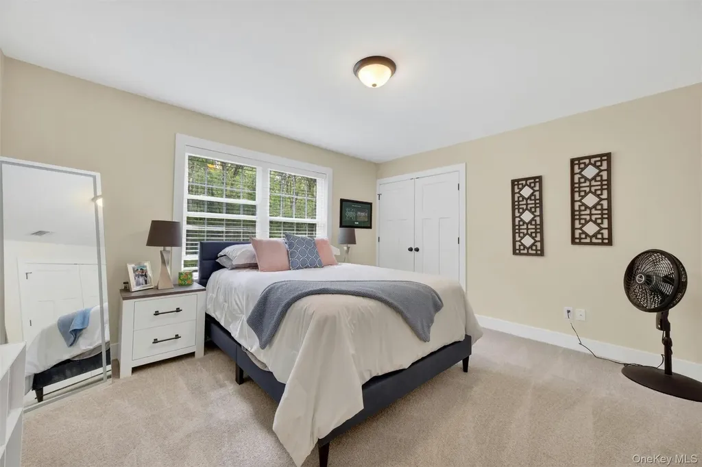 107 Debra Lane New Windsor NY 12553