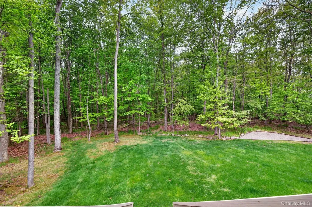 107 Debra Lane New Windsor NY 12553