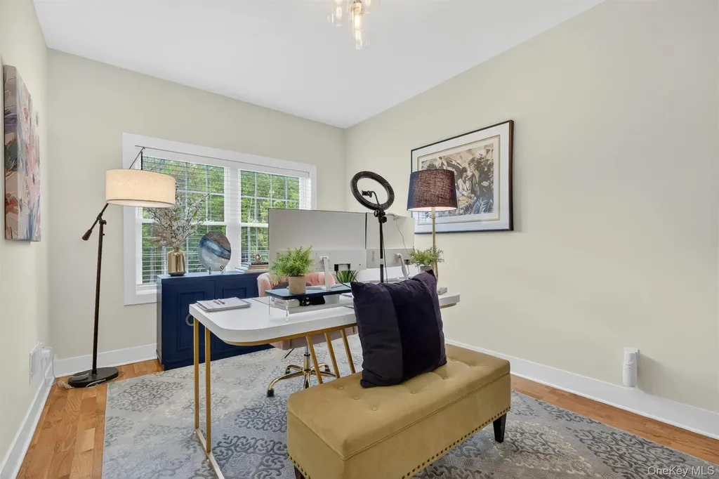 107 Debra Lane New Windsor NY 12553