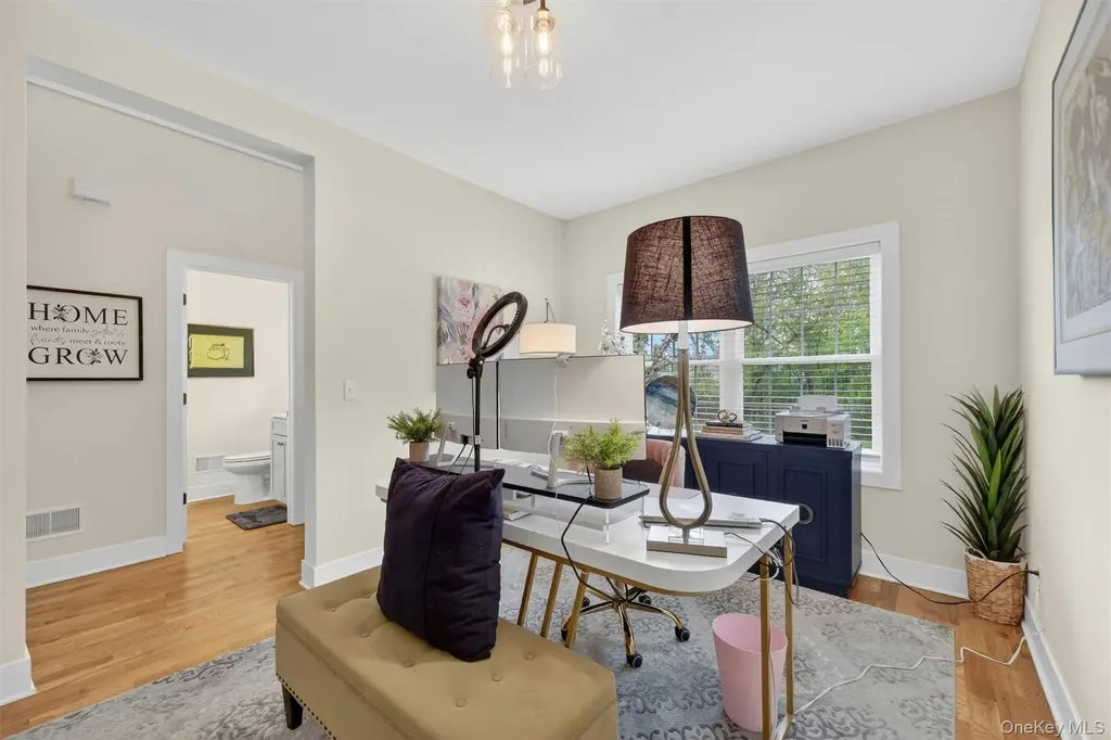 107 Debra Lane New Windsor NY 12553