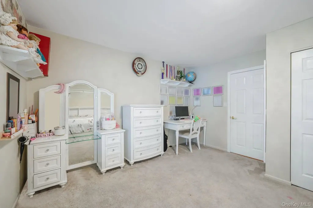 19 Ascot Place Coram NY 11727