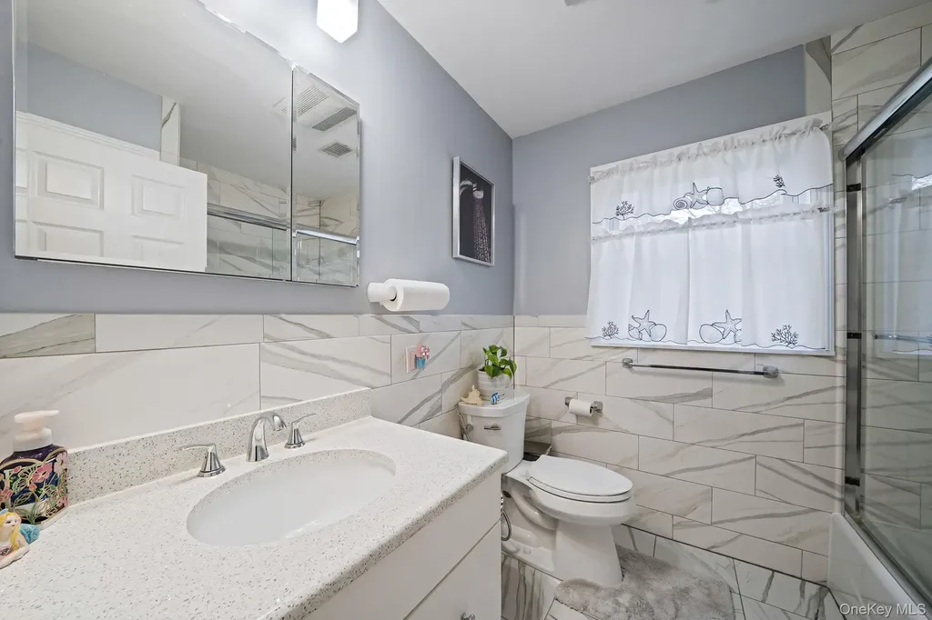 19 Ascot Place Coram NY 11727
