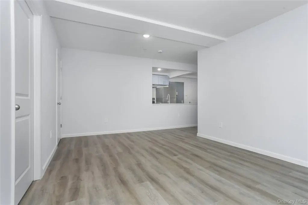 1081 Anderson Bronx NY 10452