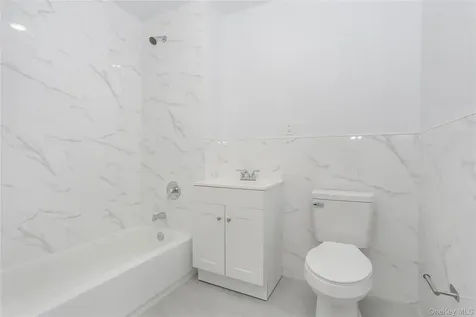 1081 Anderson Bronx NY 10452