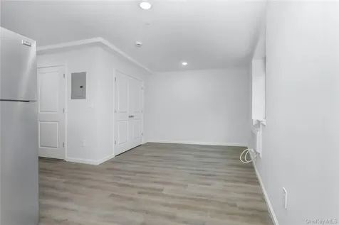 1081 Anderson Bronx NY 10452