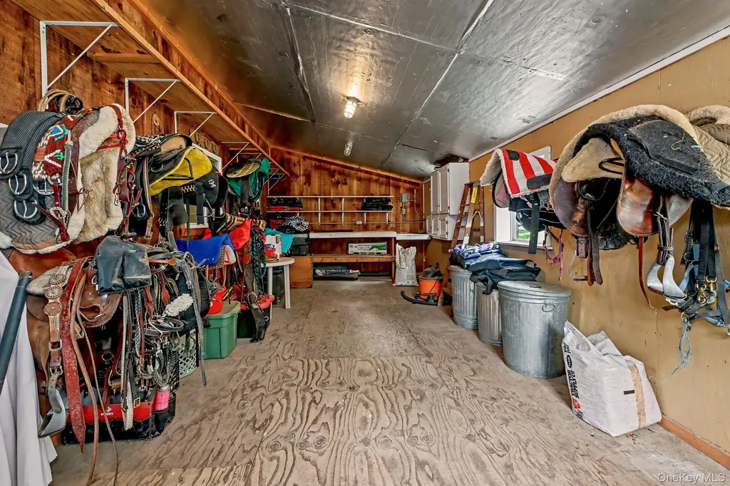 633 Oscawana Lake Road Putnam Valley NY 10579