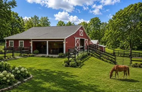 633 Oscawana Lake Road Putnam Valley NY 10579