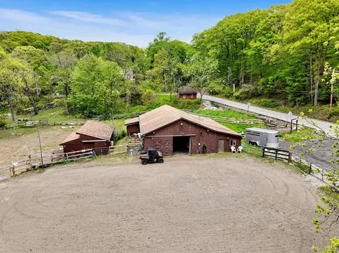 633 Oscawana Lake Road Putnam Valley NY 10579