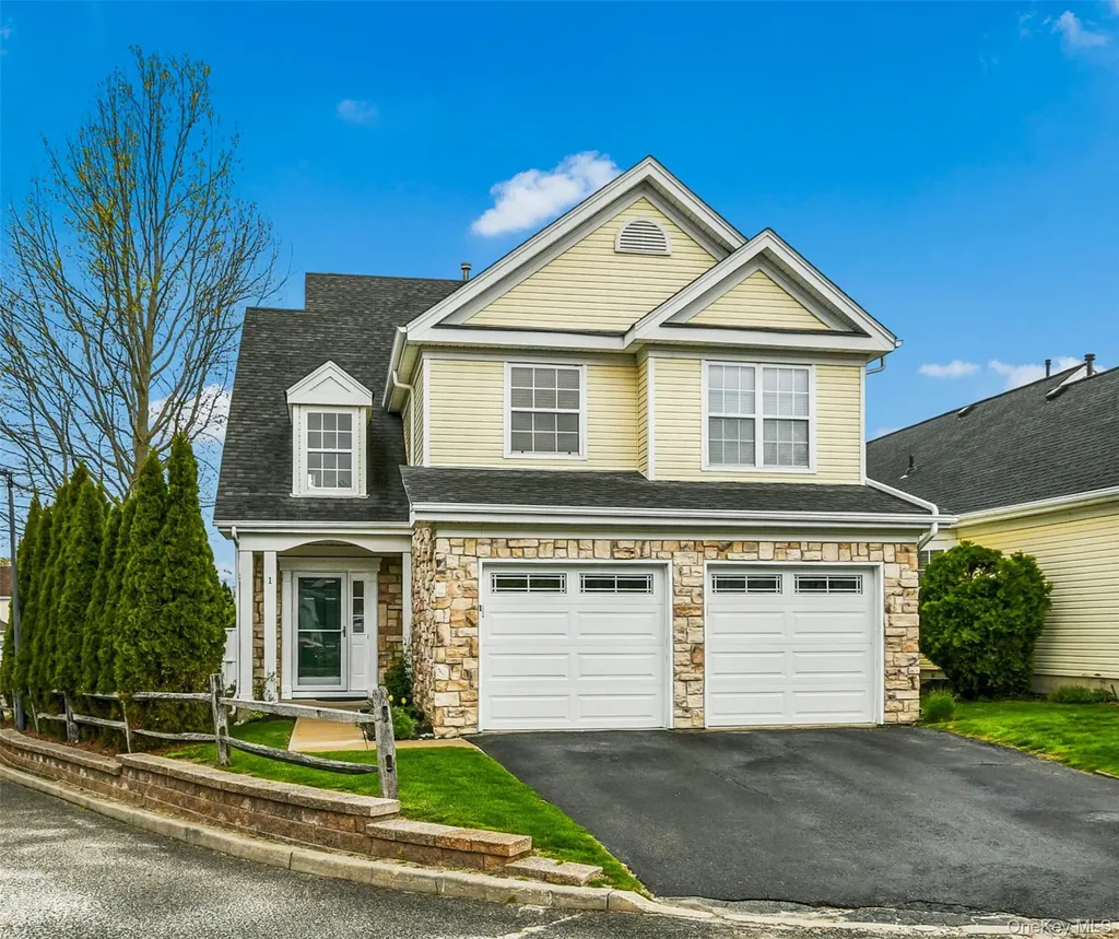 1 Ariel Drive Middle Island NY 11953